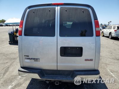 Zdjęcie 6 z 13 samochodu: 2010 GMC SAVANA G1500 LT VIN:1GKUGCD4XA1132002 - miniatura