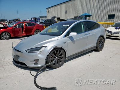 2018 TESLA MODEL X 5YJXCAE20JF091876 - główne zdjęcie licytacji z USA - miniatura