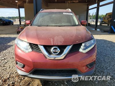 Piąte zdjęcie samochodu w środku: 2016 NISSAN ROGUE S VIN:JN8AT2MT7GW023461 - miniatura