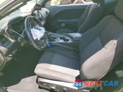 Zdjęcie 7 z 13 samochodu: 2023 DODGE CHALLENGER SXT VIN:2C3CDZAG4PH553777 - miniatura