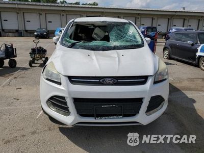 Piąte zdjęcie samochodu w środku: 2015 FORD ESCAPE SE VIN:1FMCU9GX0FUB64063 - miniatura