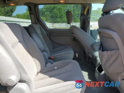 Zdjęcie 11 z 13 samochodu: 2004 DODGE GRAND CARAVAN SXT VIN:2D4GP44LX4R587344 - miniatura