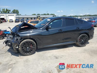 2023 BMW X6 XDRIVE40I 5UXCY6C04P9S07077 - główne zdjęcie licytacji z USA - miniatura