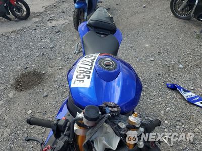 Piąte zdjęcie samochodu w środku: 2009 YAMAHA YZFR6 VIN:JYARJ16E19A013677 - miniatura