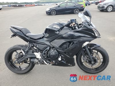 2017 KAWASAKI EX650 F JKAEXEK17HDA01782 - główne zdjęcie licytacji z USA - miniatura