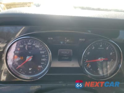 Zdjęcie 9 z 12 samochodu: 2017 MERCEDES-BENZ E 300 4MATIC VIN:WDDZF4KB6HA110283 - miniatura