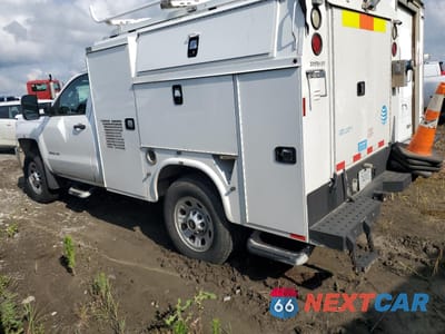 Drugie zdjęcie samochodu z przodu: 2017 CHEVROLET SILVERADO C3500 VIN:1GB3CYCG6HZ398578 - miniatura