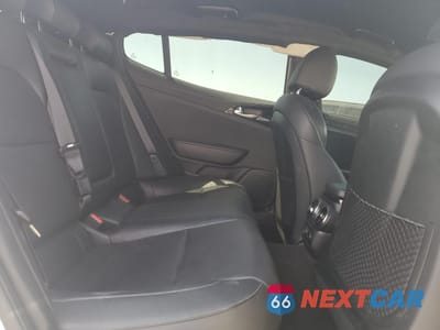 Zdjęcie 10 z 15 samochodu: 2021 KIA STINGER VIN:KNAE15LA3M6091608 - miniatura