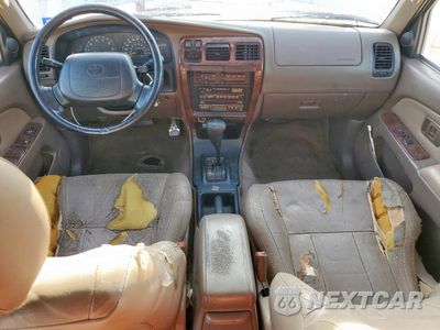 Zdjęcie 8 z 13 samochodu: 1997 TOYOTA 4RUNNER LIMITED VIN:JT3GN87R3V0027675 - miniatura