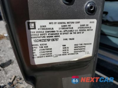 Zdjęcie 12 z 12 samochodu: 2006 CHEVROLET SILVERADO K2500 HEAVY DUTY VIN:1GCHK23276F136797 - miniatura