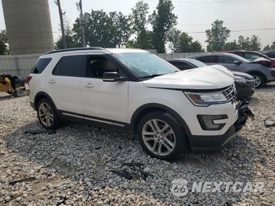 Czwarte zdjęcie samochodu z boku: 2017 FORD EXPLORER XLT VIN:1FM5K7D80HGA42174 - miniatura