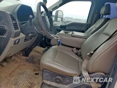 Zdjęcie 7 z 13 samochodu: 2019 FORD F550 SUPER DUTY VIN:1FD0W5HT0KEG10525 - miniatura