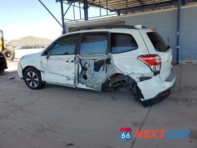 Drugie zdjęcie samochodu z przodu: 2018 SUBARU FORESTER 2.5I VIN:JF2SJABC2JH473387 - miniatura