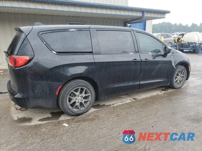 Trzecie zdjęcie samochodu z tyłu: 2017 CHRYSLER PACIFICA TOURING VIN:2C4RC1DG7HR623225 - miniatura