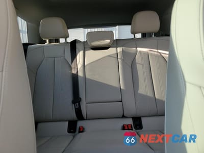 Zdjęcie 10 z 13 samochodu: 2025 AUDI Q6 E-TRON PREMIUM PLUS VIN:WA124BGF1SA025516 - miniatura