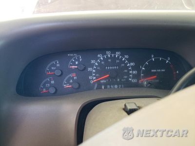 Zdjęcie 9 z 12 samochodu: 2000 FORD F250 SUPER DUTY VIN:1FTNX20F0YEB03273 - miniatura