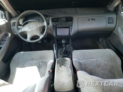 Zdjęcie 8 z 14 samochodu: 1999 HONDA ACCORD EX VIN:JHMCG5550XC046218 - miniatura