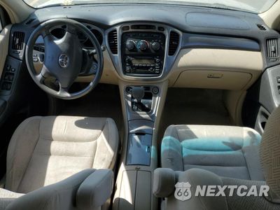 Zdjęcie 8 z 15 samochodu: 2002 TOYOTA HIGHLANDER LIMITED VIN:JTEGF21A020072105 - miniatura