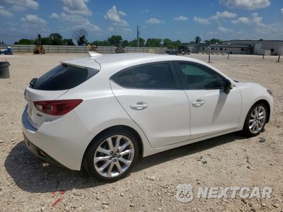 Trzecie zdjęcie samochodu z tyłu: 2016 MAZDA 3 TOURING VIN:JM1BM1M30G1348666 - miniatura