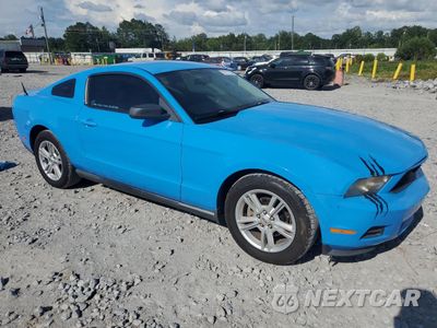 Czwarte zdjęcie samochodu z boku: 2023 FORD MUSTANG VIN:1ZVBP8AN2A5157351 - miniatura