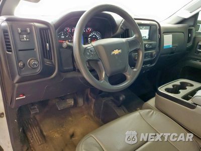 Zdjęcie 8 z 12 samochodu: 2016 CHEVROLET SILVERADO K2500 HEAVY DUTY VIN:1GC0KUEG4GZ142235 - miniatura