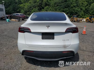Zdjęcie 6 z 14 samochodu: 2022 TESLA MODEL Y VIN:7SAYGDEE5NF435411 - miniatura