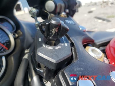 Zdjęcie 8 z 11 samochodu: 2020 SUZUKI GSX1300 RA VIN:JS1GX72B8L7100354 - miniatura