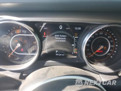 Zdjęcie 9 z 16 samochodu: 2021 JEEP WRANGLER UNLIMITED SAHARA VIN:1C4HJXEN8MW591985 - miniatura