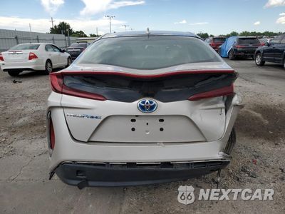 Zdjęcie 6 z 13 samochodu: 2018 TOYOTA PRIUS PRIME VIN:JTDKARFP7J3076782 - miniatura