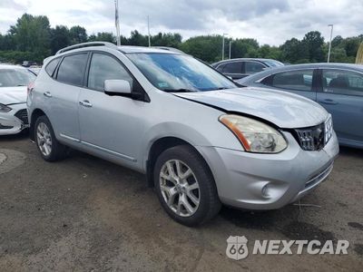 Czwarte zdjęcie samochodu z boku: 2012 NISSAN ROGUE S VIN:JN8AS5MV9CW383587 - miniatura
