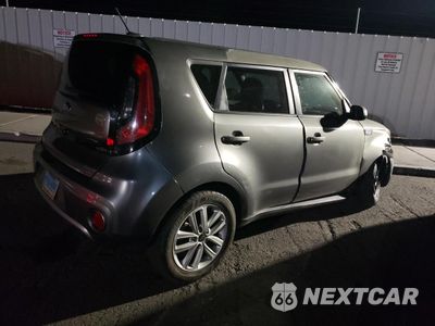 Trzecie zdjęcie samochodu z tyłu: 2018 KIA SOUL + VIN:KNDJP3A52J7526196 - miniatura