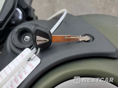 Zdjęcie 8 z 9 samochodu: 2019 KAWASAKI EN650 C VIN:JKAENEC10KDA02476 - miniatura