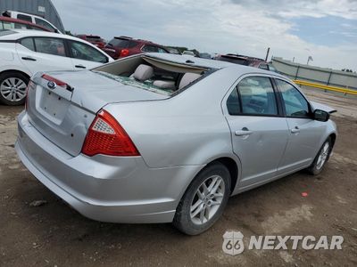 Trzecie zdjęcie samochodu z tyłu: 2011 FORD FUSION S VIN:3FAHP0GA1BR243371 - miniatura