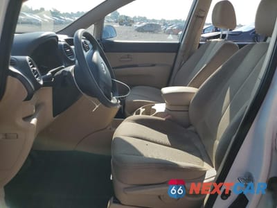 Zdjęcie 7 z 13 samochodu: 2009 KIA RONDO BASE VIN:KNAFG528697261527 - miniatura
