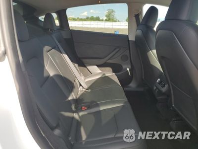 Zdjęcie 10 z 14 samochodu: 2023 TESLA MODEL Y VIN:7SAYGDEE2PA039968 - miniatura