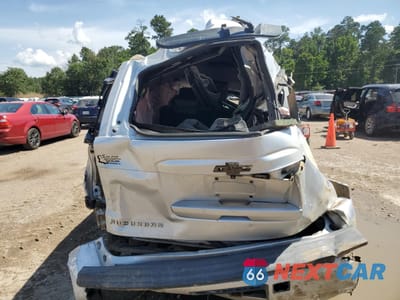 Zdjęcie 6 z 13 samochodu: 2015 CHEVROLET SUBURBAN K1500 LT VIN:1GNSKJKCXFR621581 - miniatura