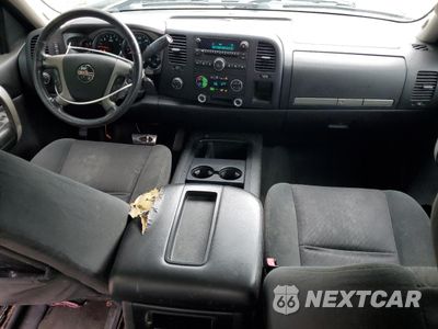 Zdjęcie 8 z 14 samochodu: 2008 GMC SIERRA K1500 VIN:2GTEK19J181254804 - miniatura