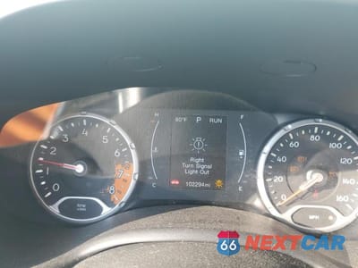 Zdjęcie 9 z 13 samochodu: 2018 JEEP RENEGADE LATITUDE VIN:ZACCJBBB3JPG84395 - miniatura