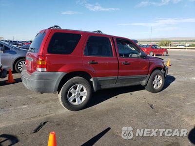 Trzecie zdjęcie samochodu z tyłu: 2006 FORD ESCAPE XLT VIN:1FMYU93106KA22654 - miniatura