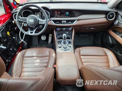 Zdjęcie 8 z 15 samochodu: 2020 ALFA ROMEO STELVIO TI VIN:ZASPAKBN1L7C84547 - miniatura