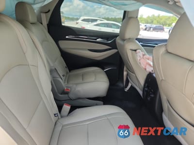 Zdjęcie 10 z 14 samochodu: 2021 BUICK ENCLAVE ESSENCE VIN:5GAERBKW0MJ179196 - miniatura