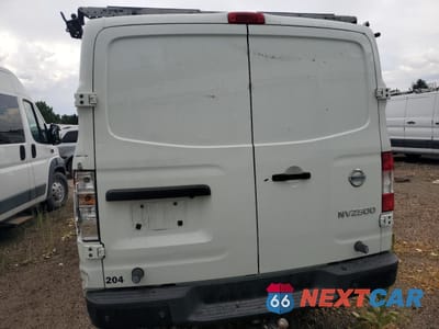 Zdjęcie 6 z 15 samochodu: 2018 NISSAN NV 2500 S VIN:1N6AF0KY6JN814970 - miniatura