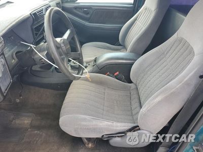 Zdjęcie 7 z 14 samochodu: 1994 GMC SONOMA VIN:1GTCS14Z6R8504220 - miniatura
