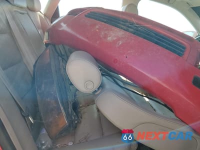 Zdjęcie 10 z 12 samochodu: 2004 AUDI A4 1.8T QUATTRO VIN:WAULC68E54A221405 - miniatura