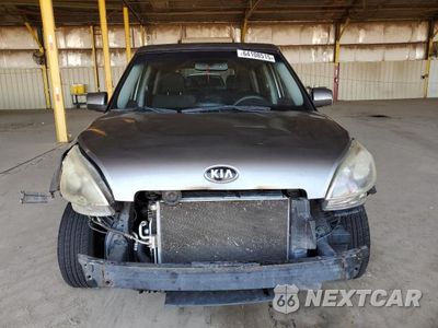 Piąte zdjęcie samochodu w środku: 2013 KIA SOUL VIN:KNDJT2A57D7595928 - miniatura