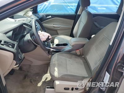 Zdjęcie 7 z 13 samochodu: 2014 FORD ESCAPE SE VIN:1FMCU0GX3EUB55237 - miniatura