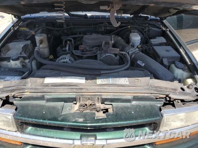 Zdjęcie 11 z 12 samochodu: 2002 CHEVROLET BLAZER VIN:1GNDT13W32K119285 - miniatura