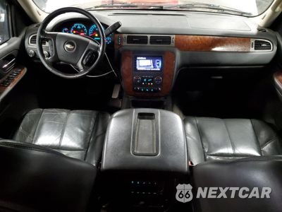 Zdjęcie 12 z 25 samochodu: 2008 CHEVROLET SUBURBAN K1500 LS VIN:3GNFK16318G126183 - miniatura