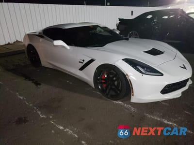 Czwarte zdjęcie samochodu z boku: 2015 CHEVROLET CORVETTE STINGRAY Z51 2LT VIN:1G1YK2D75F5106058 - miniatura