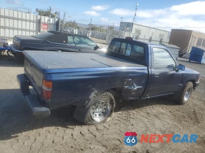Trzecie zdjęcie samochodu z tyłu: 1994 TOYOTA PICKUP 1/2 TON SHORT WHEELBASE STB VIN:4TARN81A0RZ289061 - miniatura